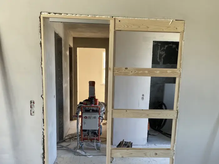 Skydedørselement fra eget snedkeri