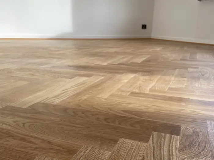 Totalentreprise med sildebensgulv Odense — billede 10